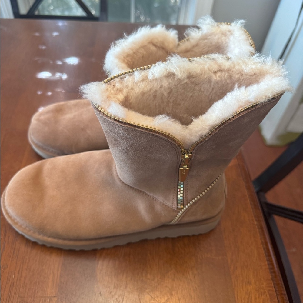Size 10 UGG Boots